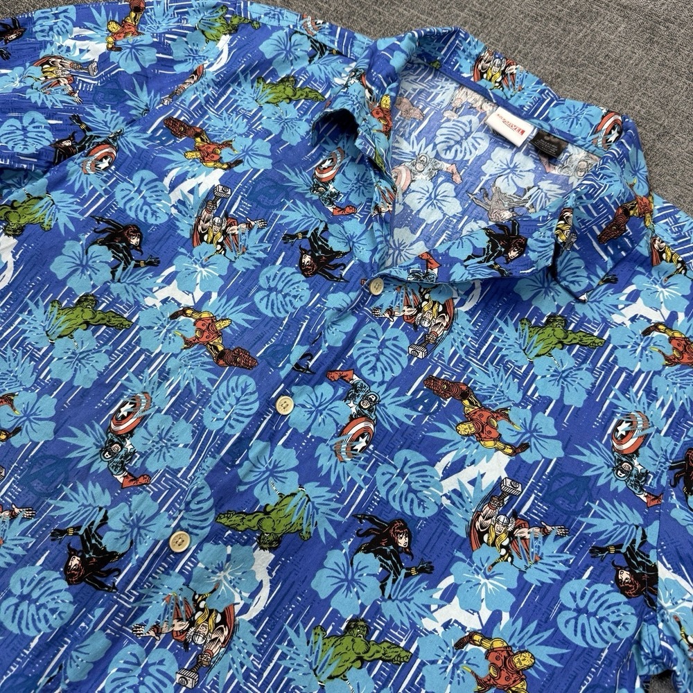 Marvel Hawaiian Shirt Men's XL Blue Avengers Button Up Camp Aloha Cotton